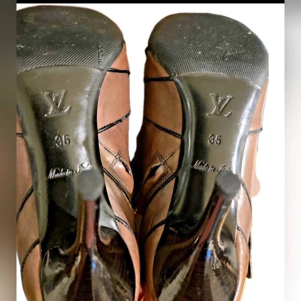 LOUIS VUITTON Boots Heel Leather Greige EU 35 / US Size 5